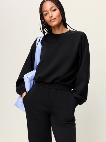 Old Navy Bounce Fleece Bubble-Hem Sweatshirt - Black Jack in Kuwait
