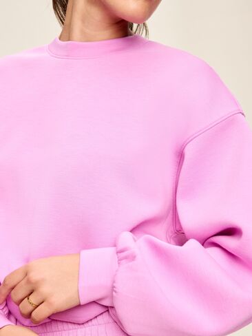Old Navy Bounce Fleece Bubble-Hem Sweatshirt - Orchid in Kuwait