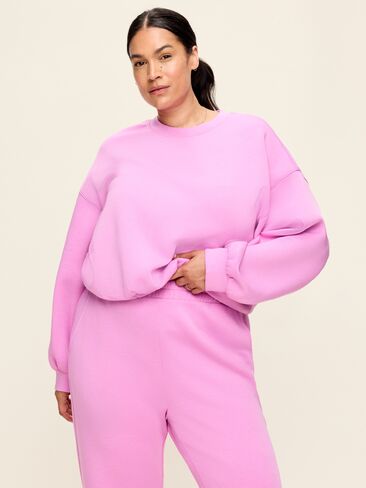 Old Navy Bounce Fleece Bubble-Hem Sweatshirt - Orchid in Kuwait
