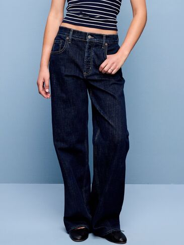 Old Navy Mid-Rise Slouchy Wide-Leg Jeans - Joanna in Kuwait