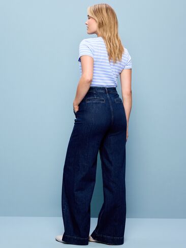 Old Navy Extra High-Waisted Super Wide-Leg Jeans - Josie in Kuwait