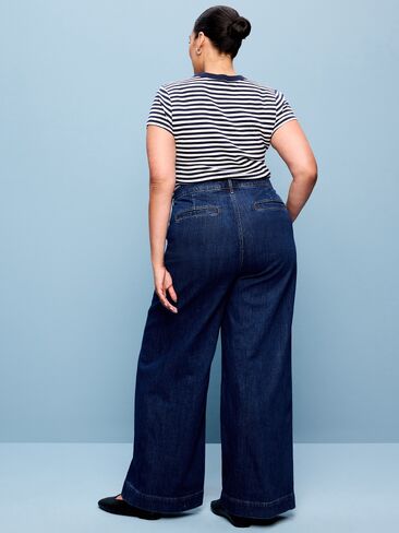 Old Navy Extra High-Waisted Super Wide-Leg Jeans - Josie in Kuwait