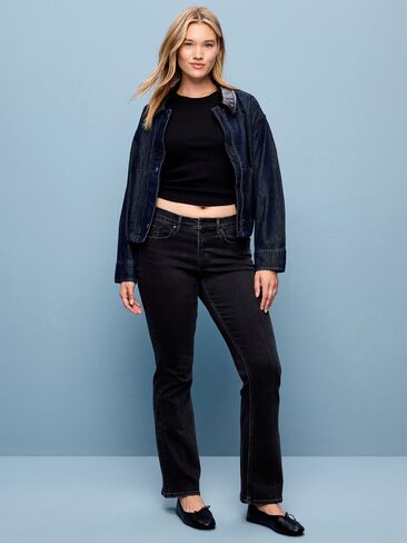 Old Navy Low-Rise Boot-Cut Jeans - Bobby Jo in Kuwait