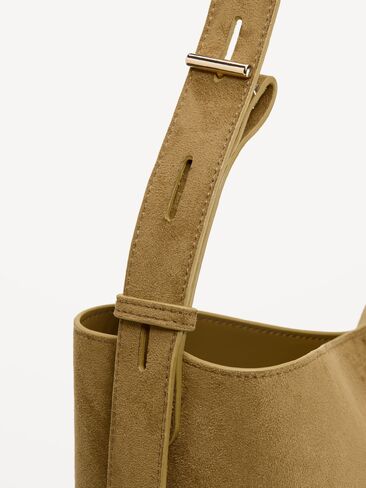 Old Navy Large Preppy Bucket Bag - Rolling Hills in Kuwait
