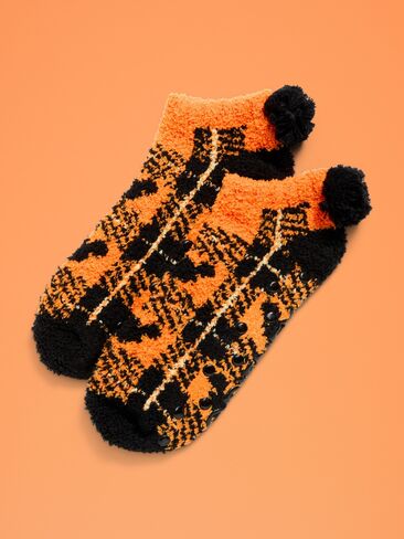 Old Navy Old Navy x Disney Mickey Mouse Cozy Ankle Socks for Women - Halloween in Kuwait