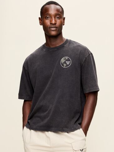 Old Navy Lived-In Pro Short-Sleeve Graphic T-Shirt - Black Jack in Kuwait