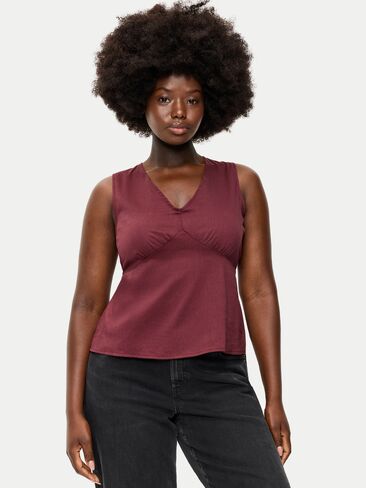 Old Navy Sleeveless V-Neck Tie-Back Top - Reddy Or Not in Kuwait