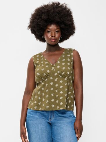 Old Navy Sleeveless V-Neck Tie-Back Top - Green Floral in Kuwait