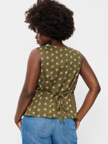 Old Navy Sleeveless V-Neck Tie-Back Top - Green Floral in Kuwait