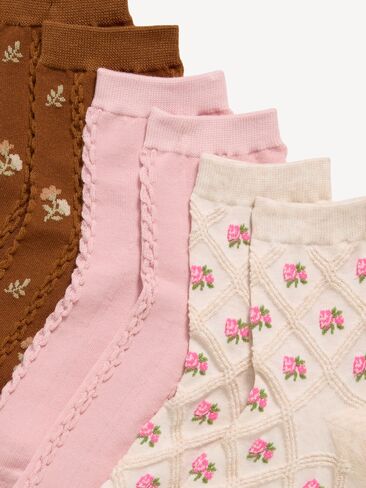 Old Navy Textured Quarter Crew Socks 3-Pack for Women - Cream Ditsy Floral in Kuwait