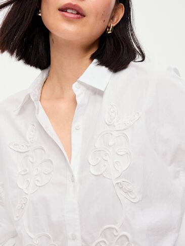 Old Navy Oversized Button-Down Boyfriend Shirt - White Lilies in Kuwait