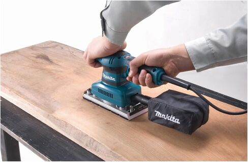 Makita BO3711 240V 1/3-inch Sheet Orbital Sander by Makita in Kuwait