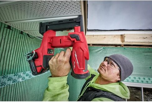 2749-20 for Milwaukee M18 1/4" Narrow Crown Stapler Red - Bare Tool | Power Brad Nailers in Kuwait