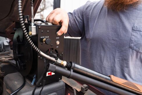 JTS COMP100 Portable PCP Compressor with Auto Stop in Kuwait