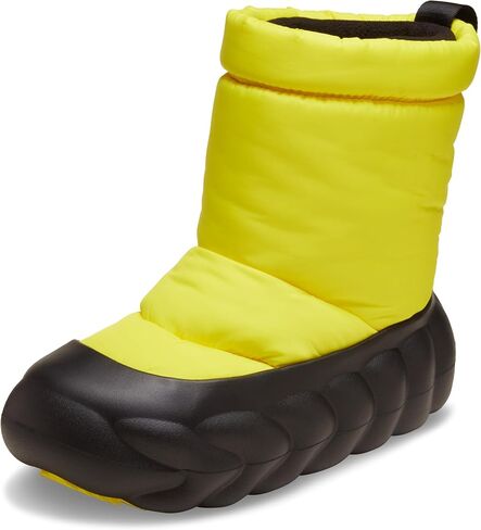 Crocs womens オーバーパフ ブーツ in Kuwait