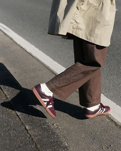 adidas Samba Og Woman Maroon Crewht Gold (5 Men/6 Women) in Kuwait