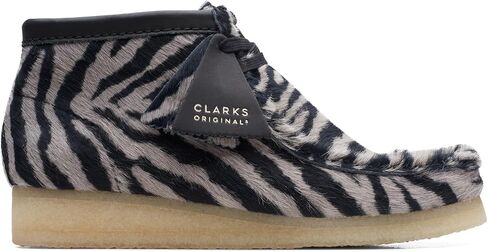 Clarks Womens Wallabee Boot Chukkas Boots Boots in Kuwait