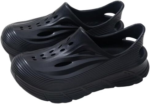 Men's Hiking Clogs Non-Slip Thick Sole Breathable Quick-Dry Outdoor Beach Sandals Lightweight Toe-Protected Slippers in Kuwait