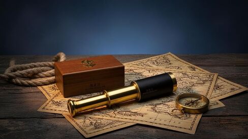 6" Handheld Brass Telescope with Wooden Box - Pirate Navigation in Saudi Arabia