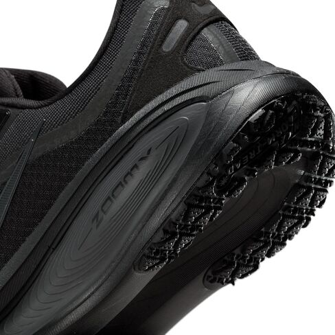 Nike Vomero 18 Gore-TEX Women's Waterproof Road Running Shoes with Reflective Accents (Black/Anthracite) in Kuwait
