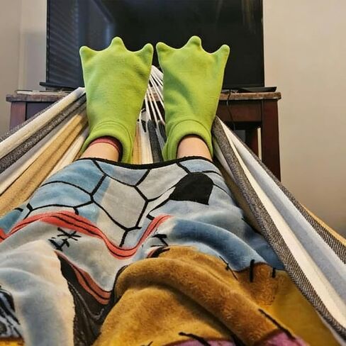 Green Frogs Feet Slippers, Winter Animal Slippers. Slippers Novelties Animal Costume House Shoes for Living Room, Bedroom, Kitchen, Halloween, Birthday, Party in Kuwait