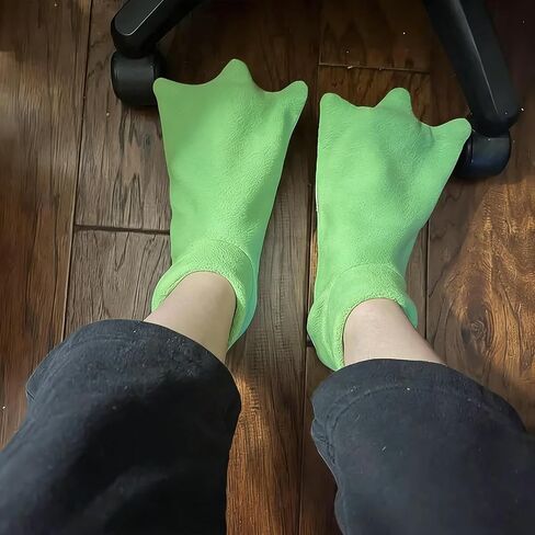 Green Frogs Feet Slippers, Winter Animal Slippers. Slippers Novelties Animal Costume House Shoes for Living Room, Bedroom, Kitchen, Halloween, Birthday, Party in Kuwait