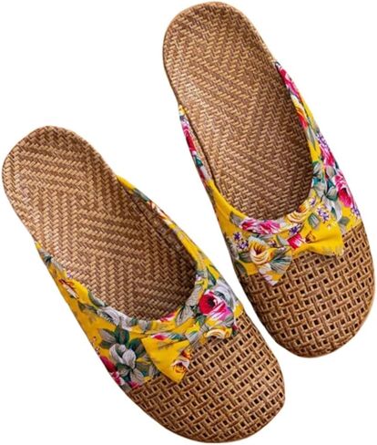 Women's Closed Toe Woven Straw Slippers Rattan Breathable House Slippers for Women Floral Bow Linen Indoor Silent Slides in Kuwait