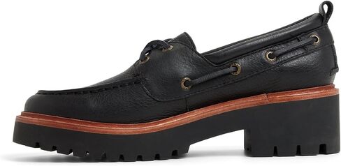 Sperry Womens Authentic Original 2 Eye Leather Lug Boat Shoe in Kuwait