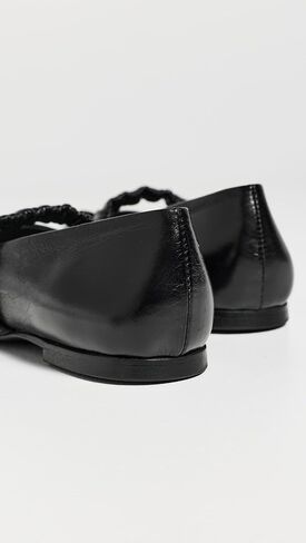 ALOHAS Women's Lautan Leather Ballet Flats in Kuwait