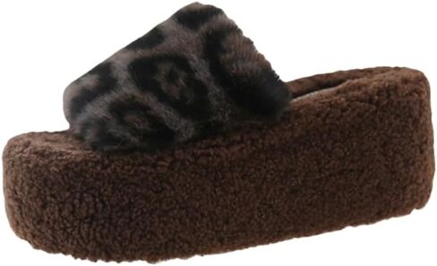 Women's thick-soled warm slippers - fashionable, comfortable, suitable for both indoor and outdoor use. in Kuwait