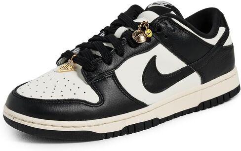 Women's Nike Dunk Low SE in Kuwait