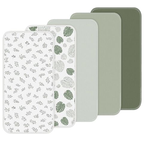 Hahafelt 5 Pcs 100% Cotton Waterproof Changing Pad Liners, 27.5 x 14 Inches Washable Changing Pad Liners Muslin Change Mat Checkerboard Change Pads Covers for Baby(Classic) in Kuwait