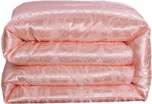 Quilt Core Autumn, Winter and Cool Bedding Comforter Warm and Comfortable in Kuwait