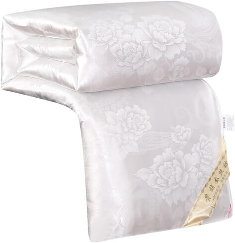 Quilt Sateen Handmade Silkworm Core Spring Autumn Winter Bedding in Kuwait