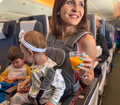 Portable Airplane Baby Seat, Infant and Toddler Travel Harness, Gray | Lap Child Safety Restraint for Flights Hands-Free Lap Comfort Secure 5-Point Safety System Airplane & Train Companion in Kuwait