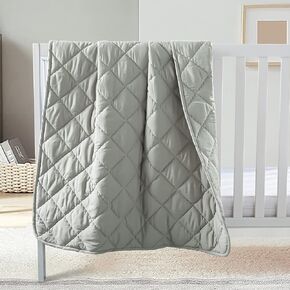 FLXXIE Machine Washable Microfiber Down Alternative Toddler Comforter, Super Soft and Lightweight Kids Crib Quilted Blanket for Stroller, Travel, 39x47 Inches, Red