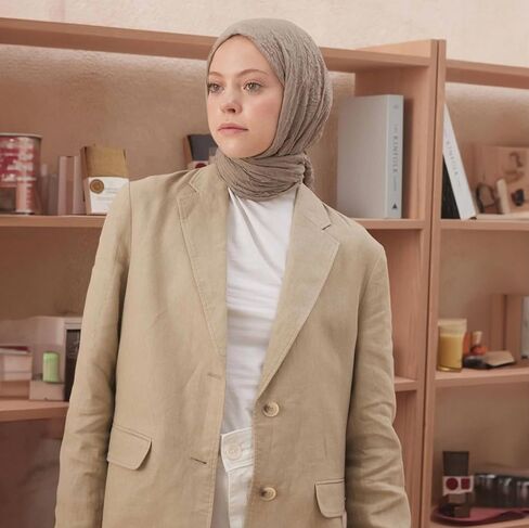التجاعيد وشاح طويل | المرأة المسلمة يلتف الحجاب | وشاح ناعم مجعد للفصول | شال بامبو طويل بلون خالص in Kuwait