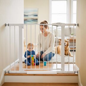 Mumeasy 29.7-46" Pressure Mounted Baby Gate for Stairs & Doorways | Auto close design, no drill installation, one hand operation, sturdy metal frame, for dogs pets babies toddlers in Saudi Arabia