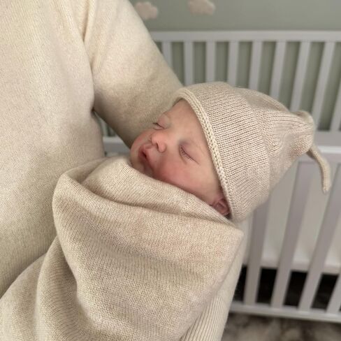 Jet&Bo BABY 100% Cashmere Baby Blanket, Beanie and Booties Gift Set Luxe Knit Brown Sugar – Unisex, Size 0-6 Months - Gift Box and Card Included in Kuwait