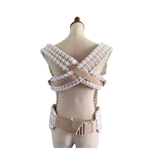 Houndstooth Cotton Ergonomic Baby Carrier,3 Carry Positions | IHDI Hip Healthy Certified ergonomic seat, fits babies 11–44 lbs / 3–36 months for newborn to toddler daily use in Kuwait
