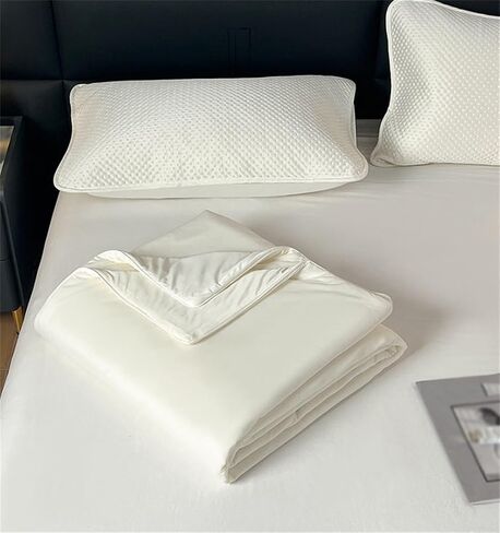 Cooling Blankets Smooth Air Condition Comforter Lightweight Quilt with Side Cold & Fabric in Kuwait