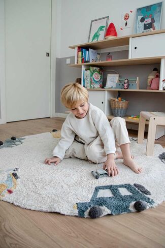 Lorena Canals| Washable Area Rugs for Kids Eco City - Wheels, Handmade in Natural, Ø 4' 7" in Kuwait