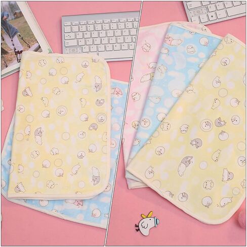 UPKOCH Waterproof Bed Wetting Pads 3pcs Set Foldable Mattress Protectors Made of Lint Material Keeps Sheets Dry for Pet Bed or Diaper Changing Cover Random Color in Kuwait