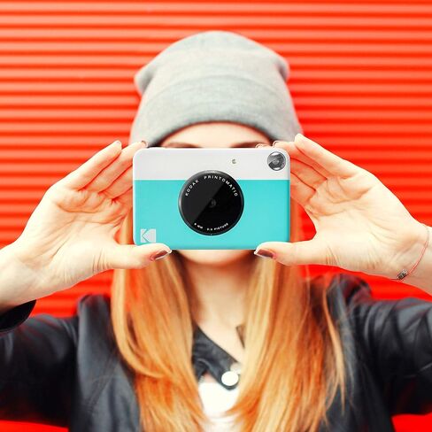 KODAK Printomatic Digital Instant Print Camera - Full Color Prints On ZINK 2x3" Sticky-Backed Photo Paper (Blue) Print Memories Instantly (Renewed) in Kuwait