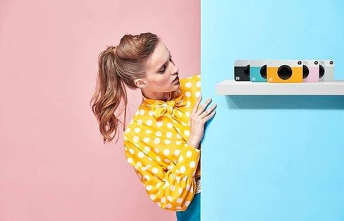 Kodak PRINTOMATIC Digital Instant Print Camera (Pink), Full Color Prints On ZINK 2x3 Sticky-Backed Photo Paper - Print Memories Instantly (Renewed) in Kuwait