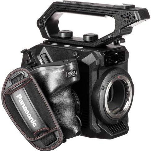 Panasonic AU-EVA1 Compact 5.7K Super 35mm Cinema Camera - Essential Bundle Includes: Extreme Pro 64GB SD, Memory Card Reader, X-Large Gadget Case, Cleaning Pen, Blower, Cloth and Cleaning Kit in Kuwait