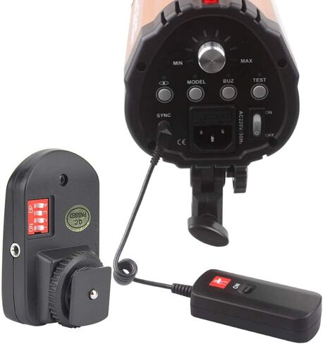 Diyeeni Wireless Flash Trigger, 16 Channel Professional Transmitter and Receiver Kit with 433MHz System and 3.5mm to 6.35mm Adapter for Studio Flash DSLR Cameras in Kuwait