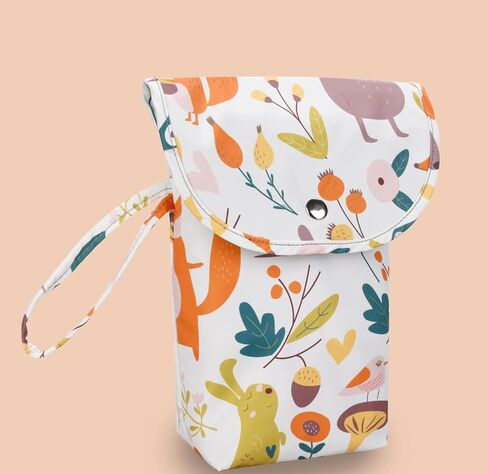 Portable Diaper Storage Bag, Waterproof Oxford Cloth Baby Diaper Organizer with Snap Closure, Large Capacity Travel Diaper Pouch for Newborn, Animal World Print in Kuwait
