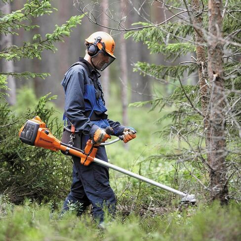 Husqvarna 555FX 53.3-cc Brushcutter Clearing Saw, Lawn Care Equipment, Gifts for Men in Kuwait
