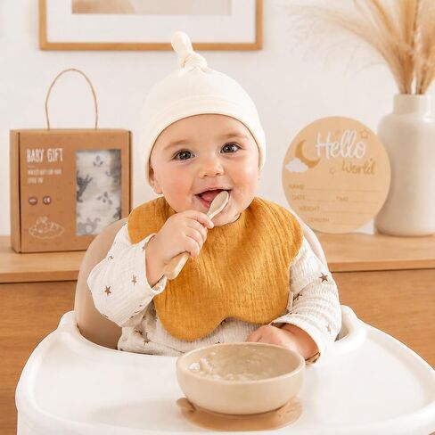 Golray Baby Gift Set for Newborn Boys & Girls, 8 Piece Basket with Cotton Wrap Footed Onesie, Muslin Swaddle Blanket, Bib, Hat, Baby Shoes, Plush Bunny, Milestone Card & Gift Box in Kuwait